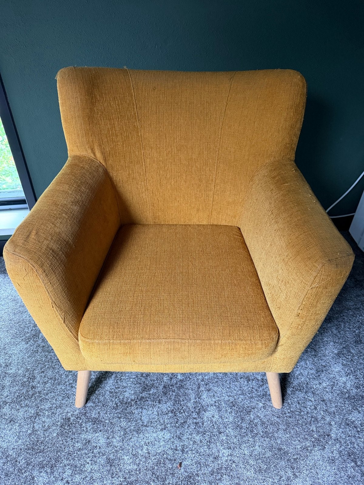 Gele fauteuil met houten poten, Ophalen, Gebruikt, 75 tot 100 cm, Stof