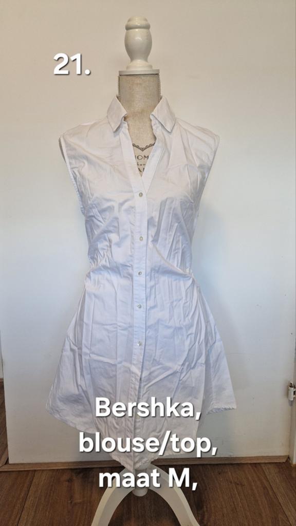 Bershka, blouse/top, maat M, Kleding | Dames, Jumpsuits, Maat 38/40 (M), Wit, Zo goed als nieuw, Bershka