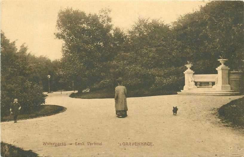 380-258-037 Den Haag Waterpartij Bank Verheul, Verzamelen, Ansichtkaarten | Nederland, Verzenden, Voor 1920, Zuid-Holland