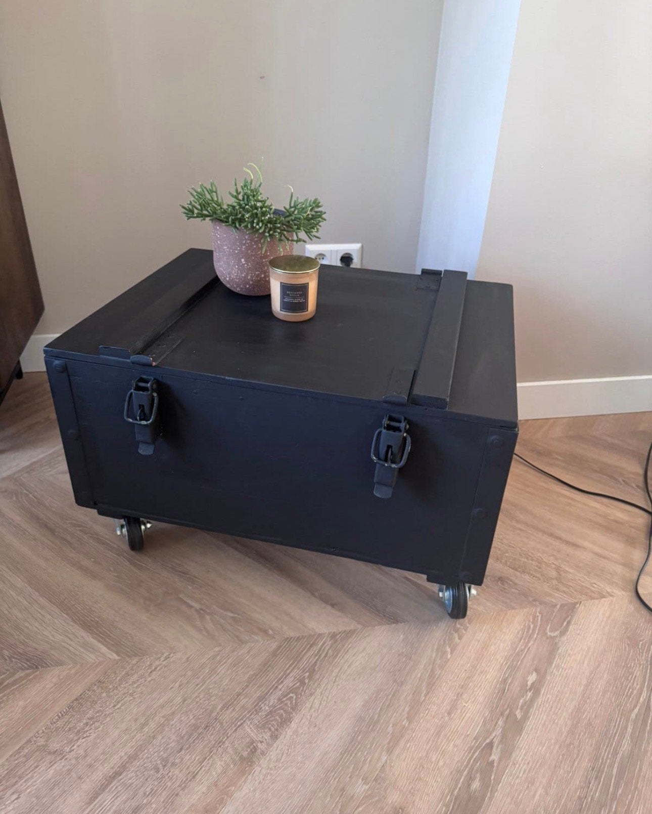 Kist/legerkist/ bijzettafel/salontafel, Ophalen, Zo goed als nieuw, 50 tot 100 cm, 50 tot 75 cm