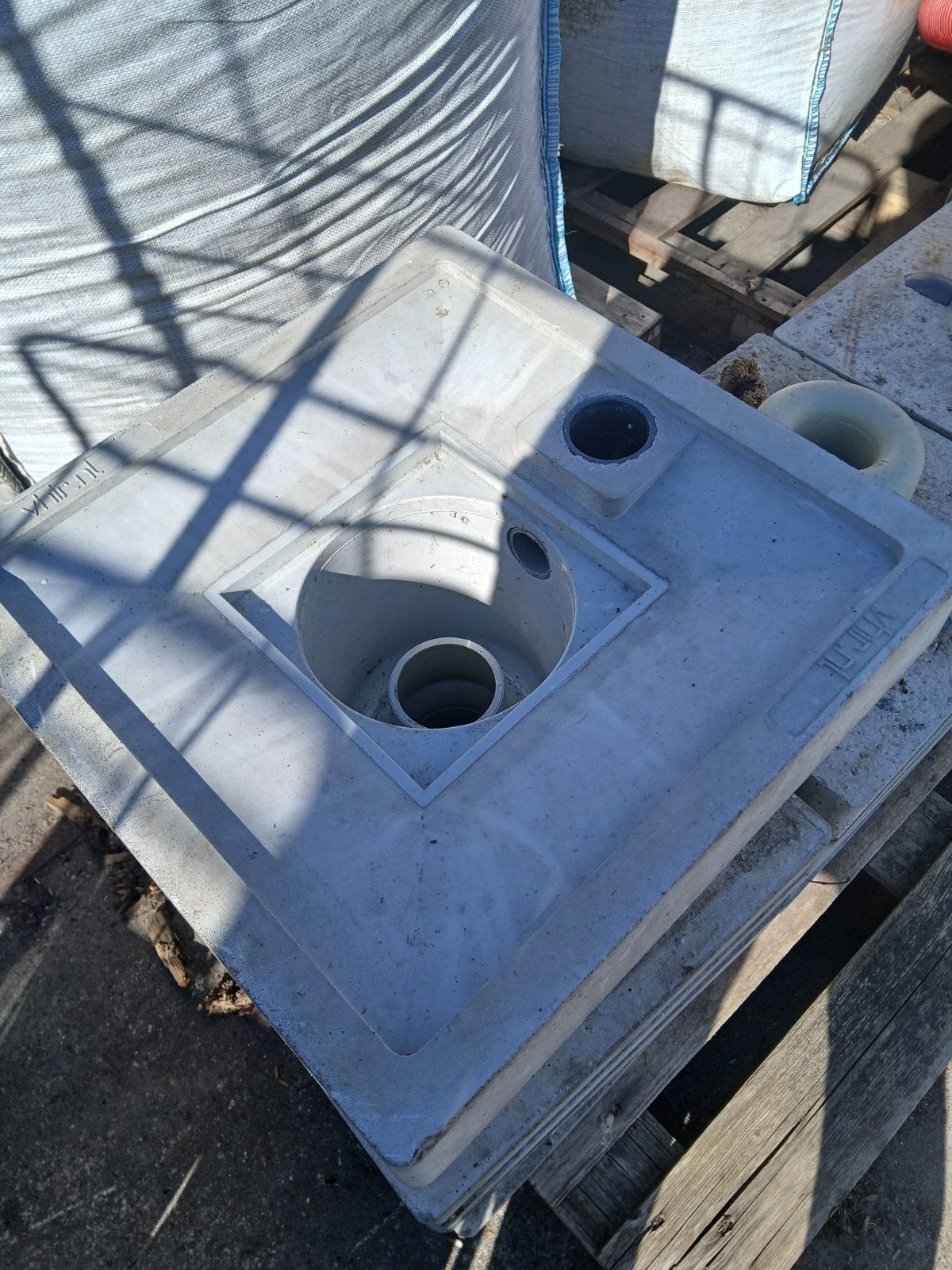 afvoer kampeerplaats, camping , seizoenplaats, Ophalen, 30 cm of meer, Gebruikt, Steen of Klei