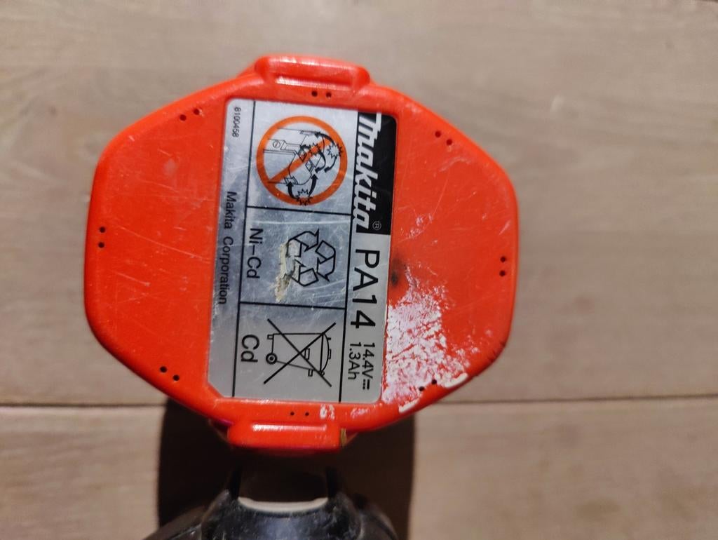Makita batterijen, Ophalen