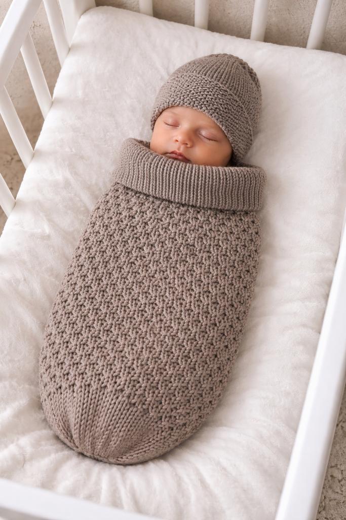 Handgemaakt gebreide baby slaapzak / cocoon, Ophalen of Verzenden, Nieuw, Minder dan 70 cm, Slaapzak