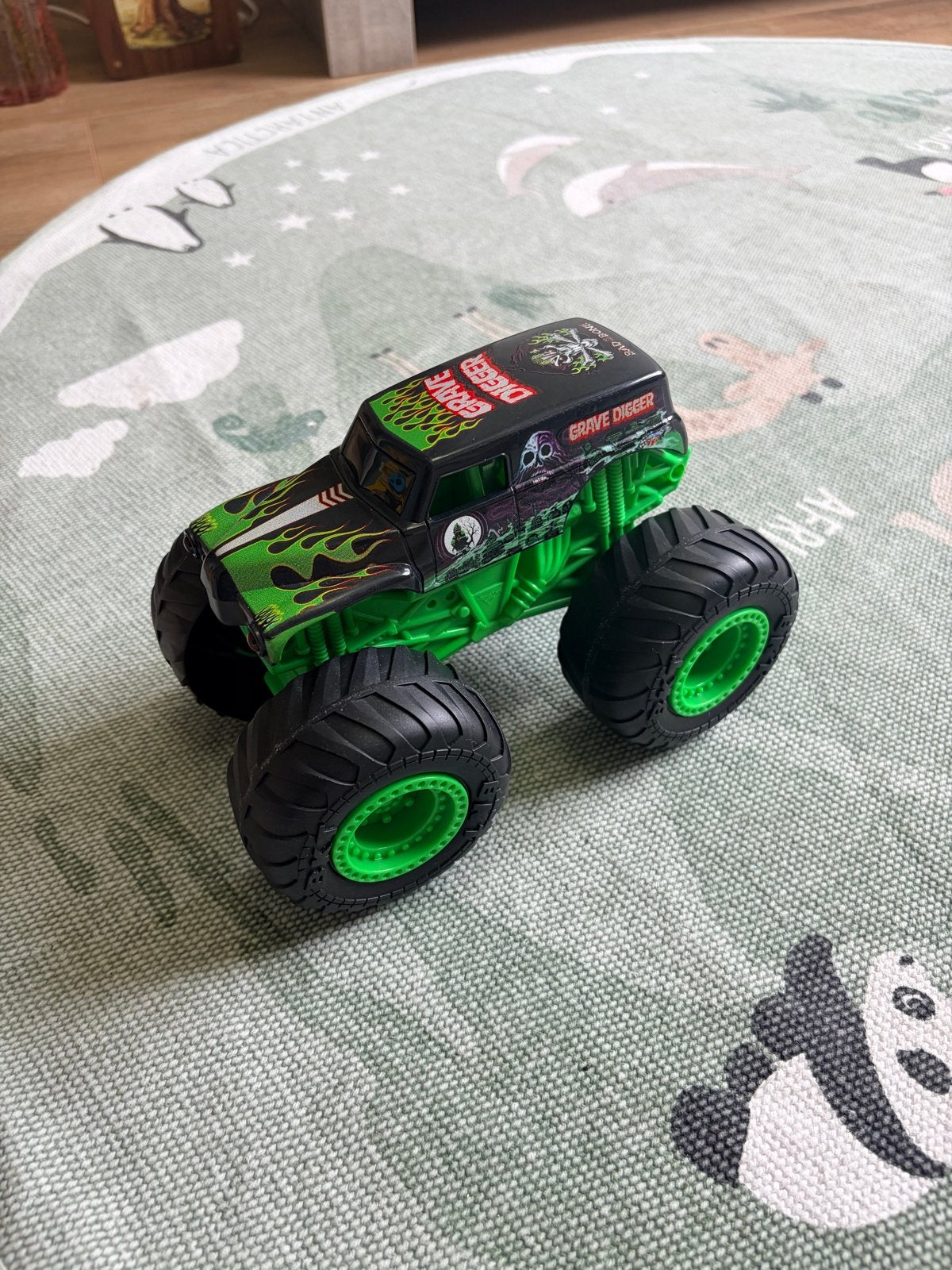 Monster Jam Grave Digger speelgoedtruck, Kinderen en Baby's, Speelgoed | Speelgoedvoertuigen, Ophalen of Verzenden, Zo goed als nieuw