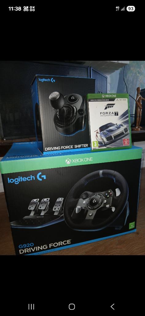 logitech g920 driving force, Spelcomputers en Games, Spelcomputers | Xbox | Accessoires, Ophalen, Zo goed als nieuw, Stuurtje of Sportattribuut