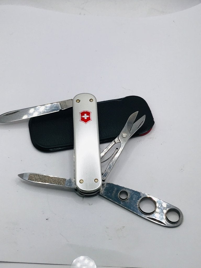 VINTAGE SWISS ARMY VICTORINOX 74mm SILVER ALOX CIGAR, Ophalen of Verzenden, Zo goed als nieuw