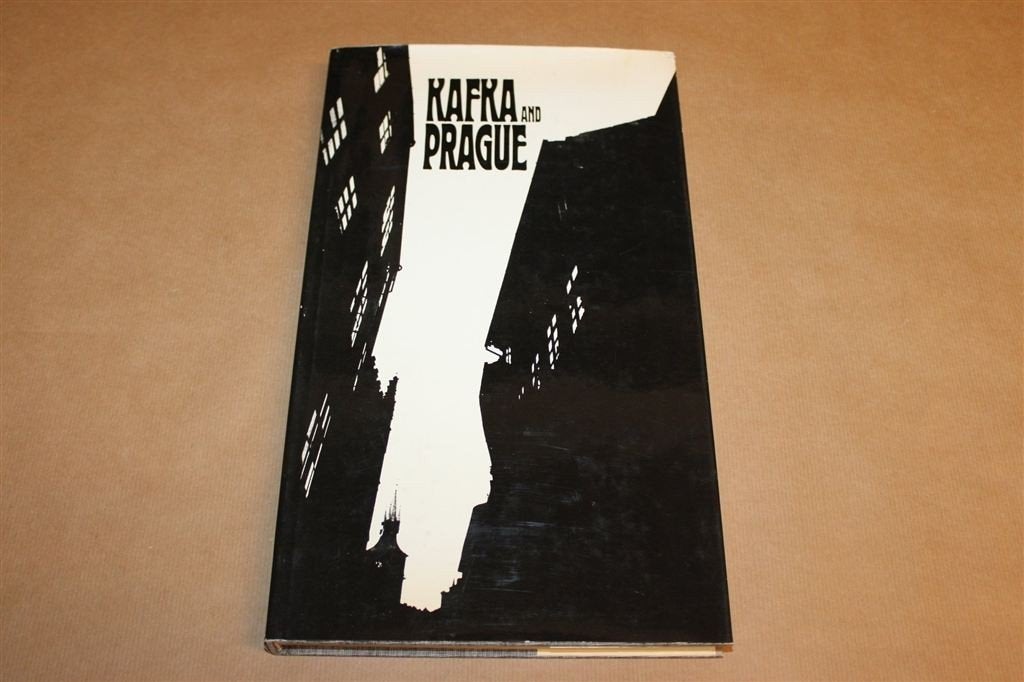 Kafka and Prague — Zijn Leven in Fotos en Documenten, Ophalen of Verzenden, Gelezen