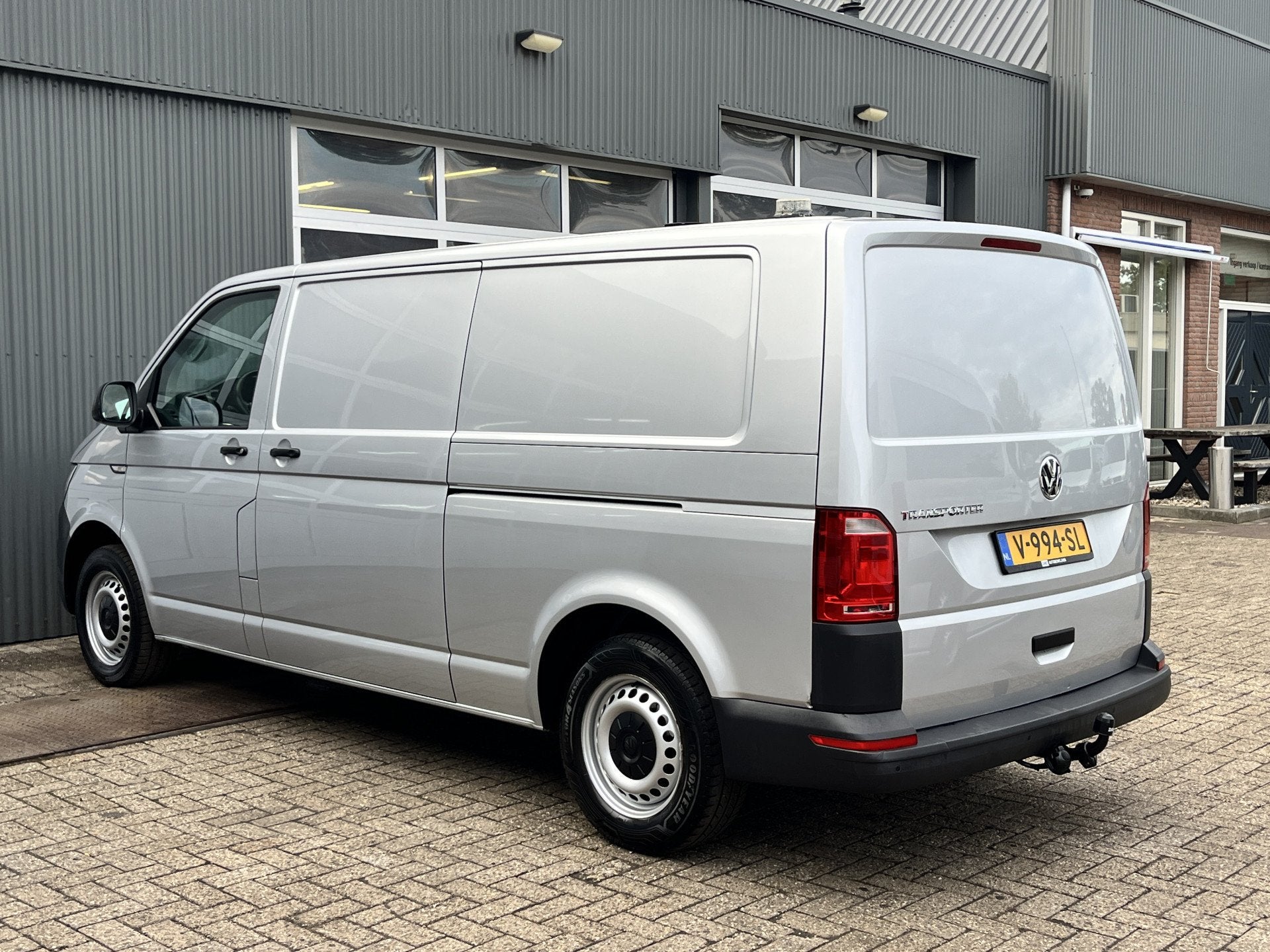 Volkswagen Transporter 2.0 TSI L2H1 Benzine Dubbele Schuifde, Voorwielaandrijving, Stof, Gebruikt, 4 cilinders