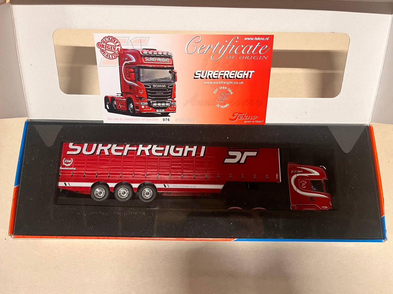 Tekno Surefreight Scania R6 Koeltrailer, Hobby en Vrije tijd, Ophalen of Verzenden, Nieuw, Bus of Vrachtwagen, Tekno