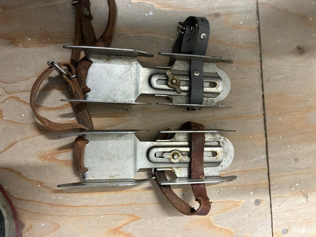 Vintage Friese doorlopers met leren banden, Sport en Fitness, Schaatsen, Ophalen of Verzenden, Zo goed als nieuw, Friese doorlopers
