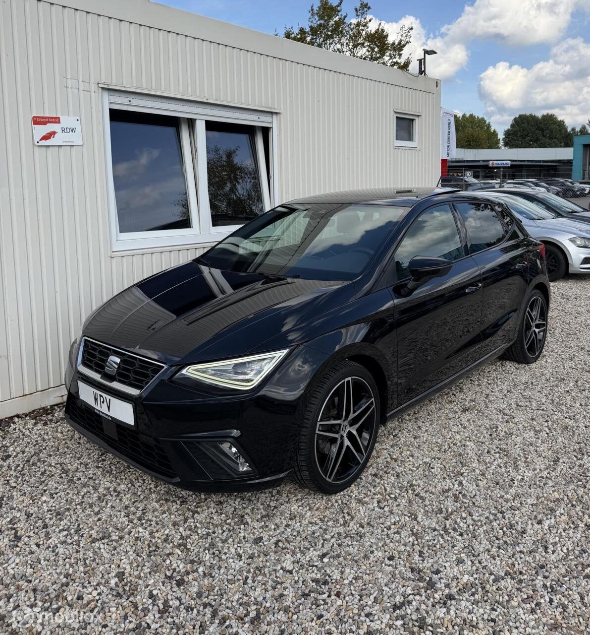Seat Ibiza 1.0 TSI FR 110PK DSG PANO VIRTUAL CAMERA ACC VOL!, Auto's, Dealer onderhouden, Gebruikt, Adaptive Cruise Control, Ibiza