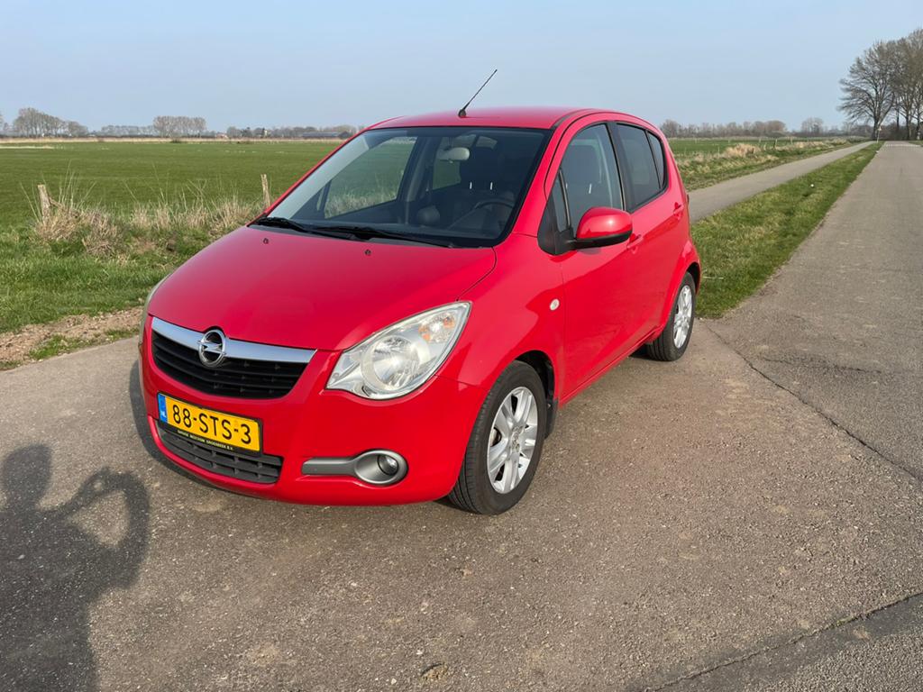 Opel Agila 1.0 12V 2011 Rood, Euro 5, Stof, 31 €/maand, Handgeschakeld