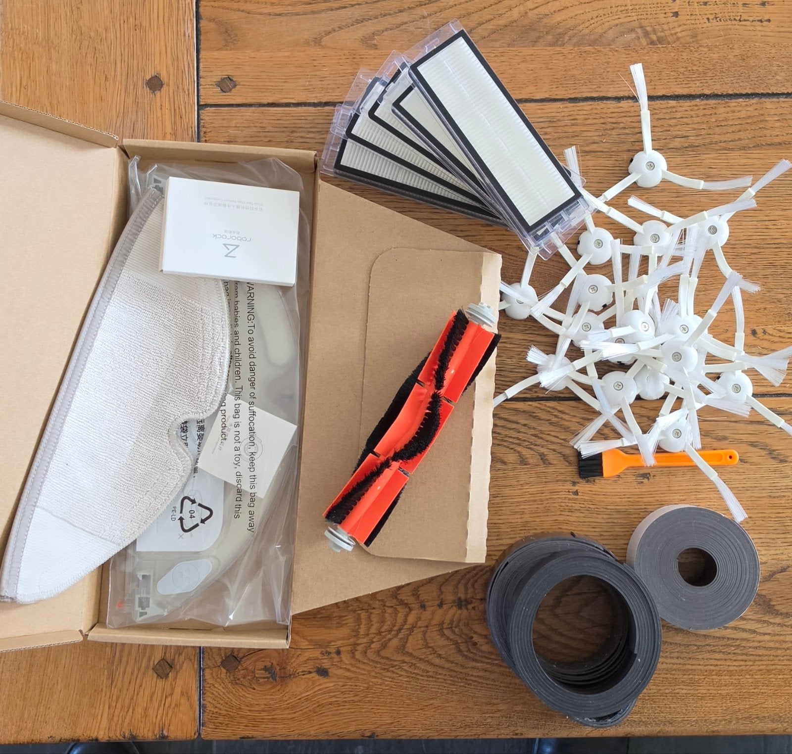 Roborock onderdelen - filters, borstels, dweil, magneetstrip, Ophalen of Verzenden, Nieuw