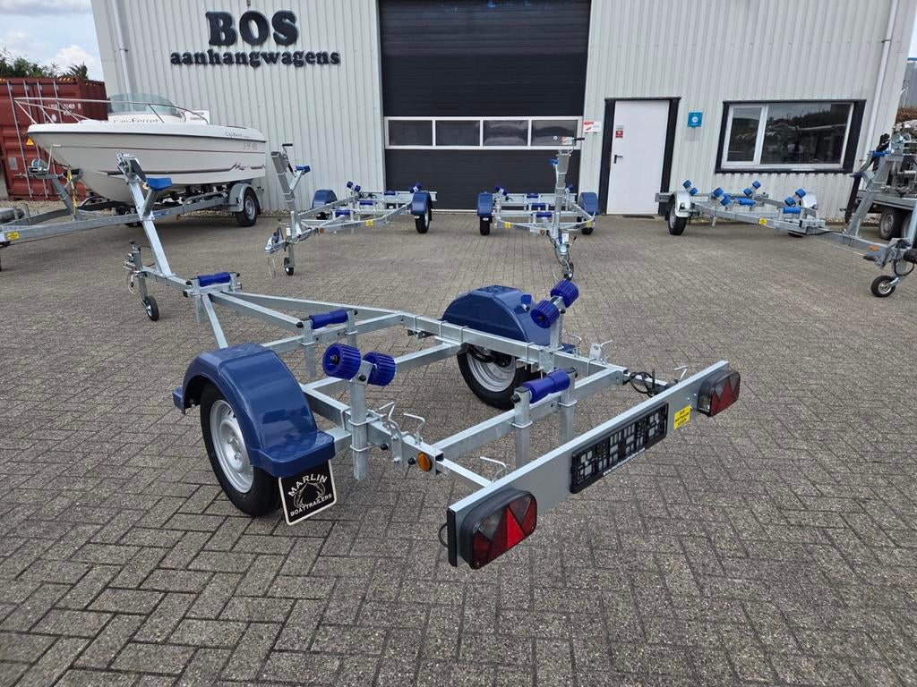 Nieuwe Marlin 750kg , L 4.60m , Spatborden met opstap, Minder dan 1500 kg, Overige typen, Nieuw, Minder dan 6 meter
