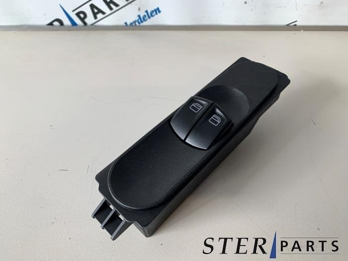 Elektrisch Raam Schakelaar van een Mercedes Vito, Auto-onderdelen, Dashboard en Schakelaars, 12 maanden garantie, -, Nieuw, Ophalen of Verzenden