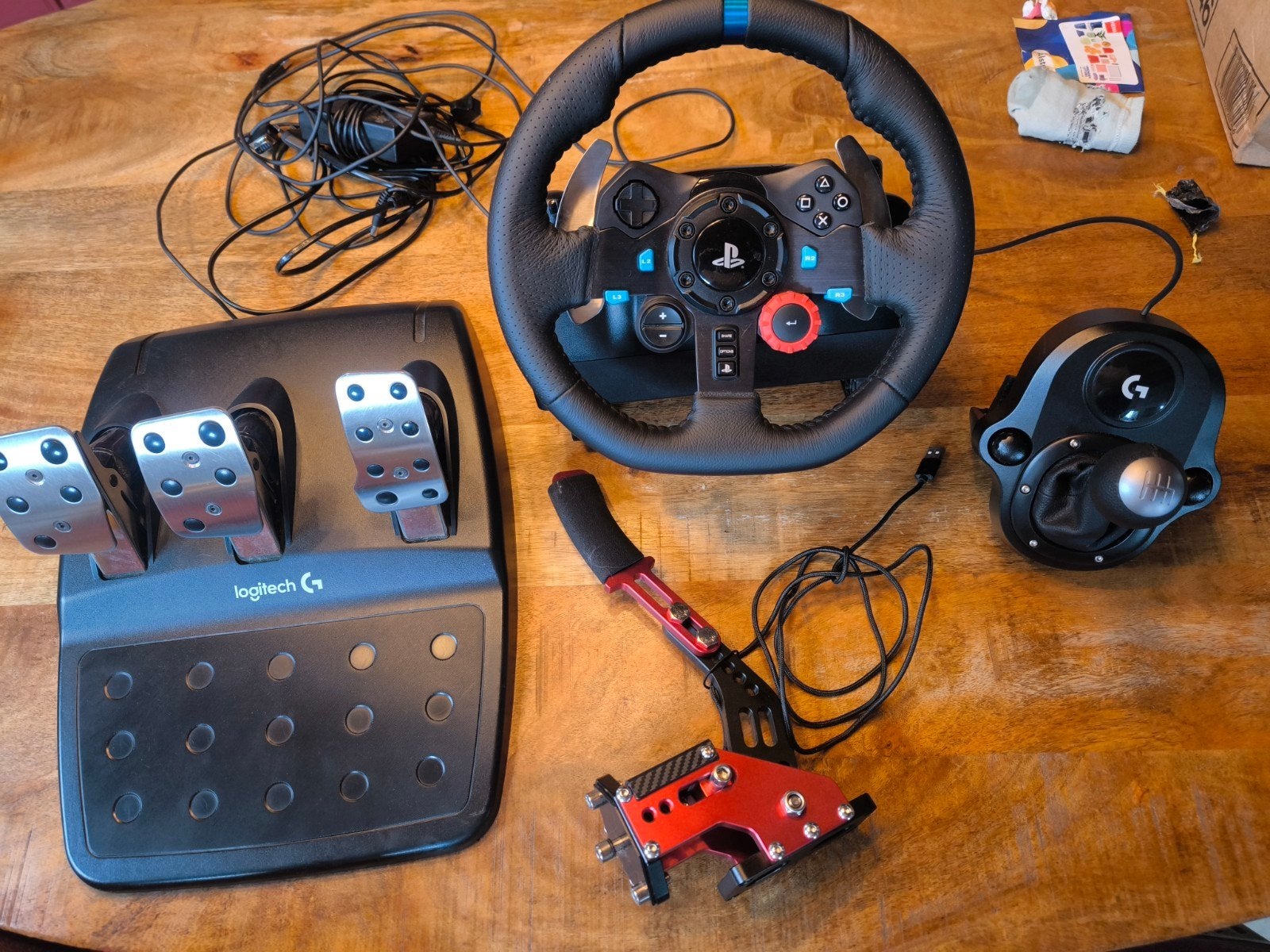 Logitech G29 racestuur met pedalen en shifter, Racestuur, Gebruikt, Force feedback, Logitech