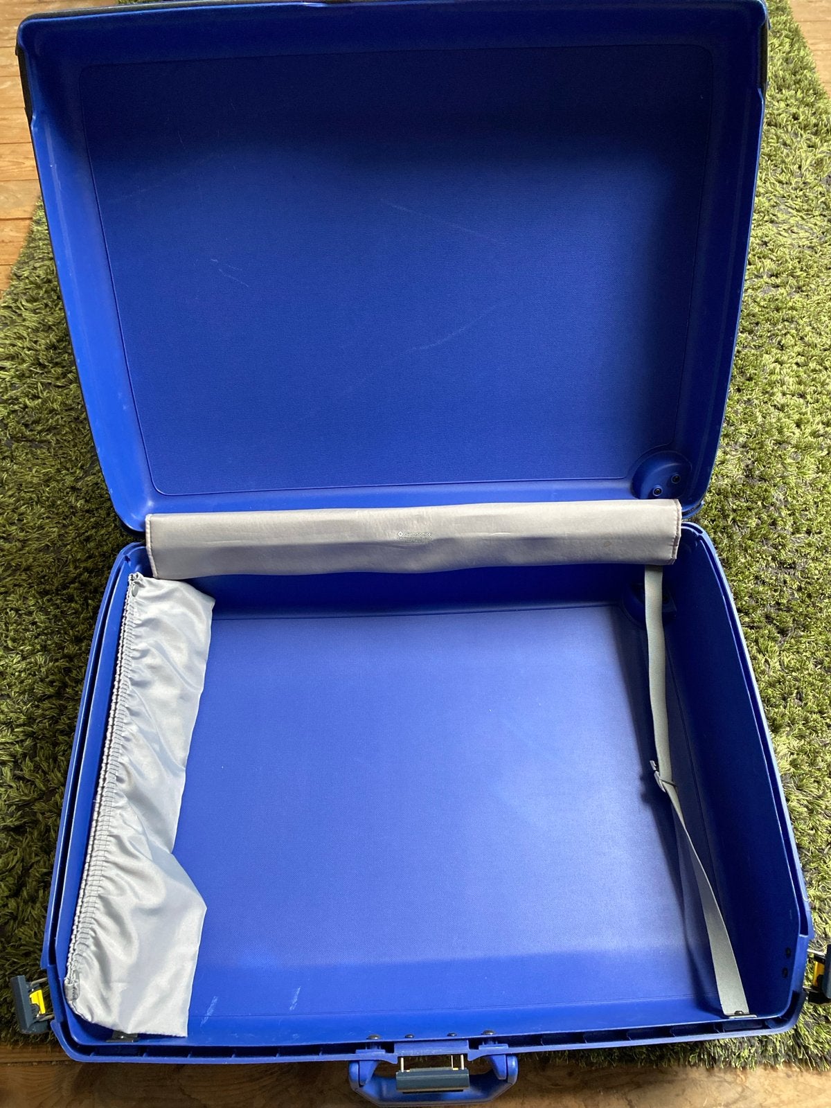 Samsonite koffer blauw - Nieuw van binnen, met wieltjes, Wieltjes, Hard kunststof, 45 tot 55 cm, Nieuw