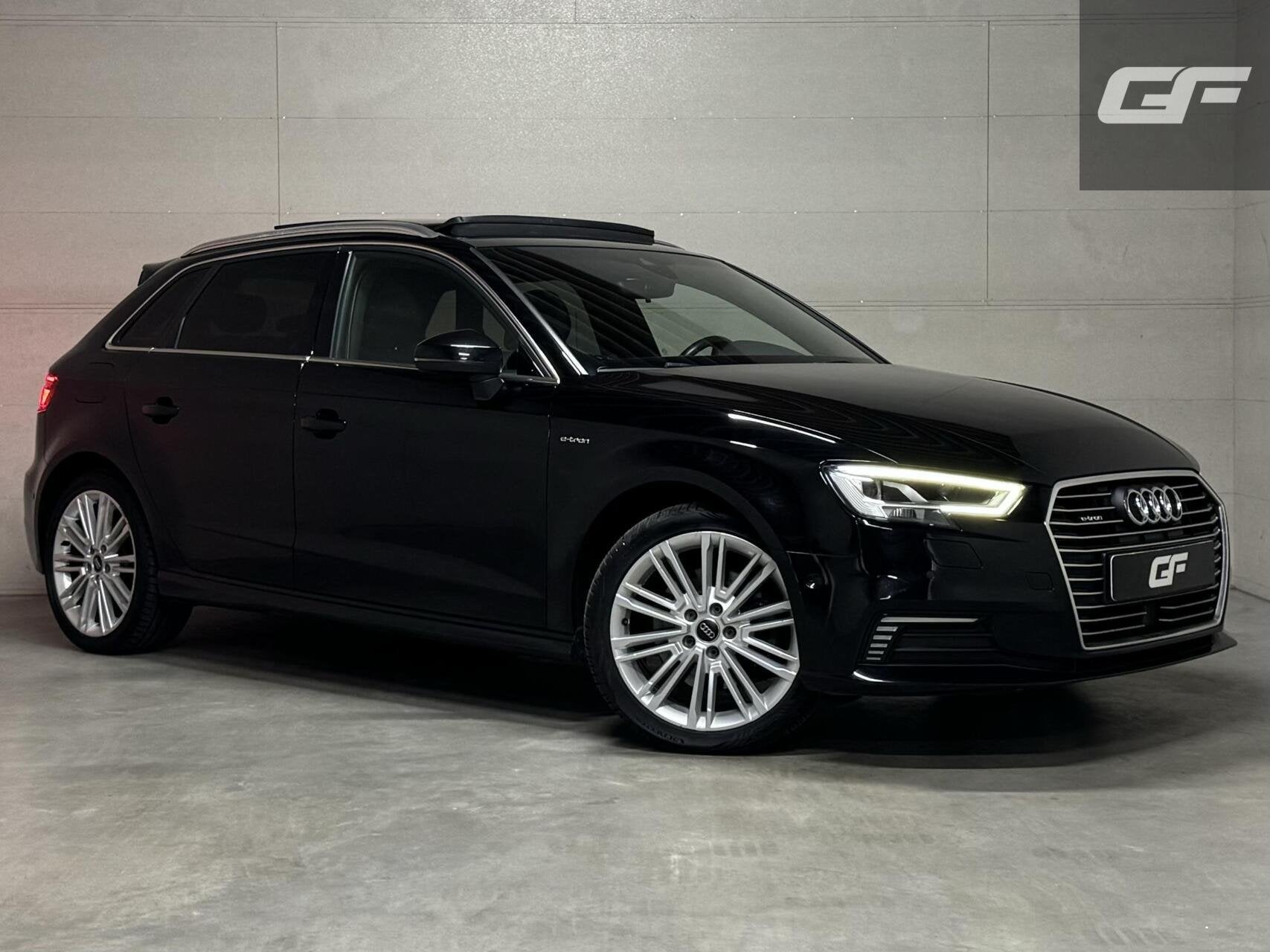 Audi A3 Sportback 1.4 e-tron Pano Virtual ACC DSG PDC NAP, Gebruikt, 4 cilinders, Leder en Stof, Zwart