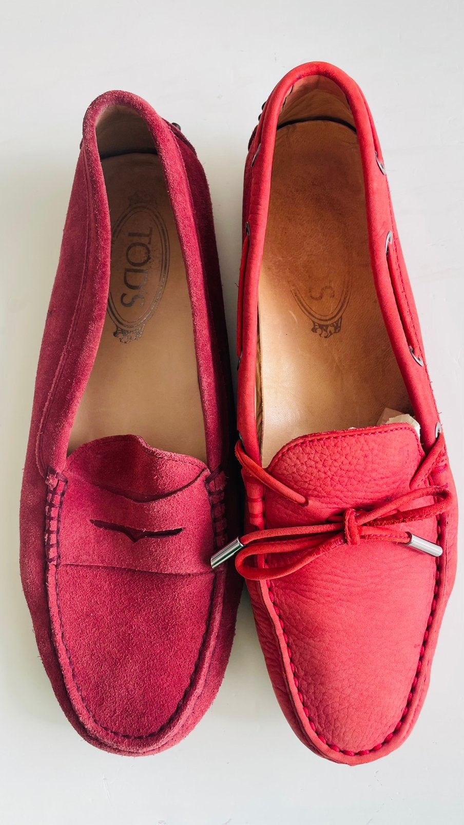 Te koop: 2 paar leren loafers, Tods, maat 39.5, Ophalen of Verzenden, Zo goed als nieuw, Zwart, Instappers