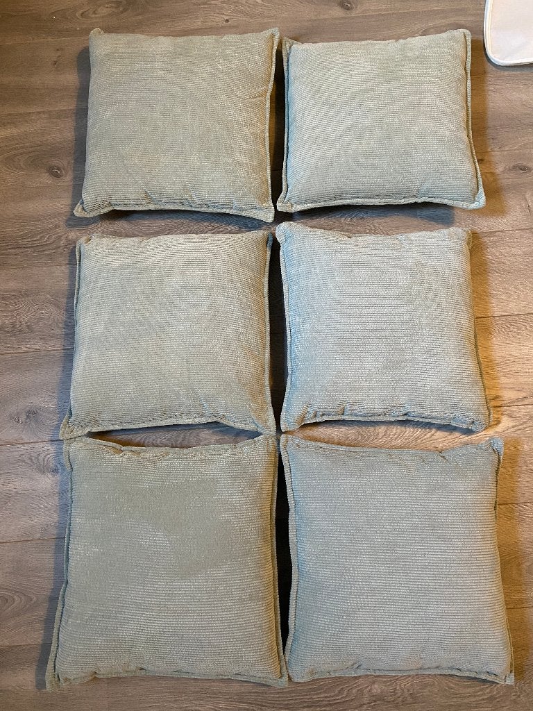 Kussens rib mint licht groen, 45x45 cm. Nieuw, Vierkant, Nieuw, Ophalen of Verzenden, Sierkussen