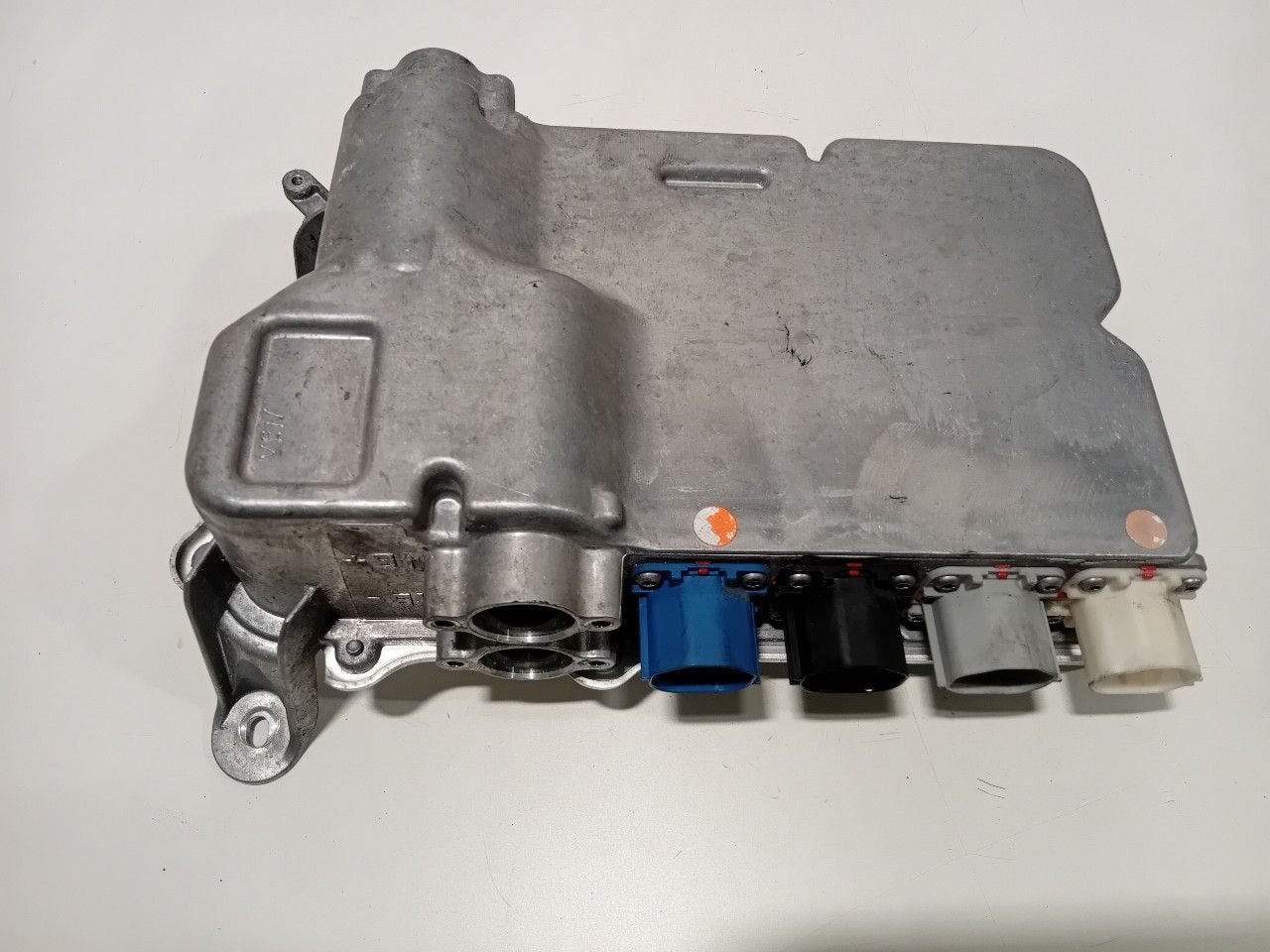 Converter Tesla Model S, Onderdelen@venauto.nl, Van der Ven Autorecycling B.V., Gebruikt, Ettenseweg 76, 4706 PB Roosendaal, The Netherlands