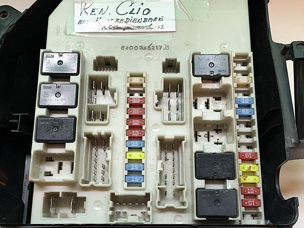 Zekering/Relaiskast Renault Clio III, Auto-onderdelen, Verlichting, Nissan, Renault, Nieuw, Ophalen