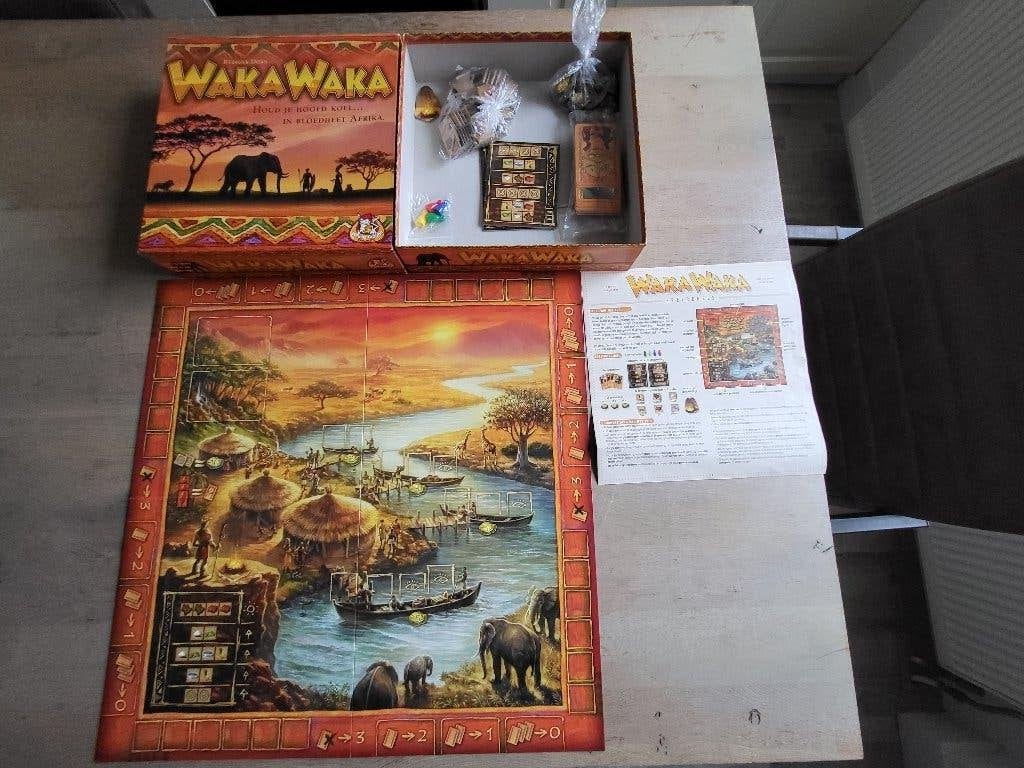 Waka Waka Bordspel - Houd je hoofd koel in Afrika, Een of twee spelers, Ophalen of Verzenden, Zo goed als nieuw, White Goblin Games