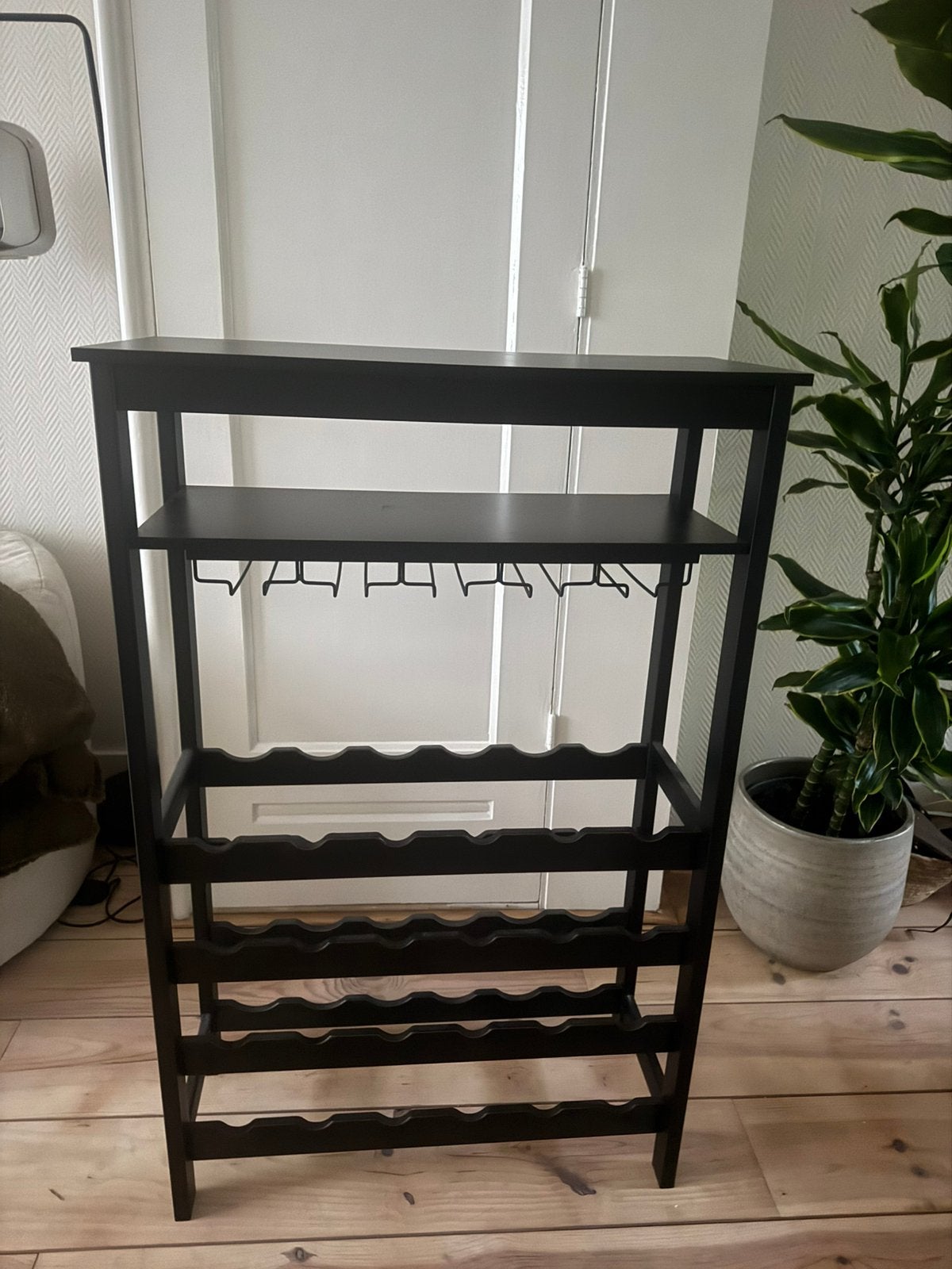Leuke wijn kast, Huis en Inrichting, Ophalen, Zo goed als nieuw, Hout, 15 tot 25 flessen