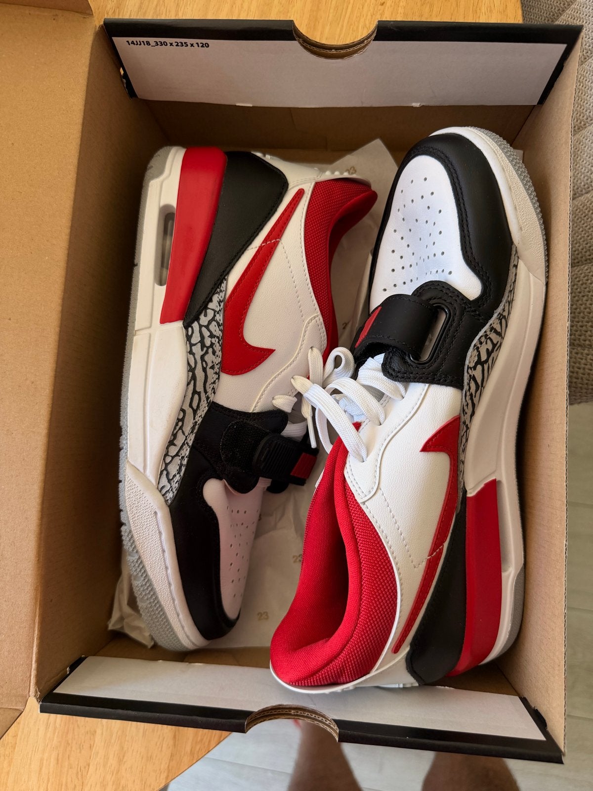 Nike Air Jordan Legacy 312 Low Sneakers - Maat 43, Ophalen of Verzenden, Nieuw, Overige kleuren, Sneakers of Gympen