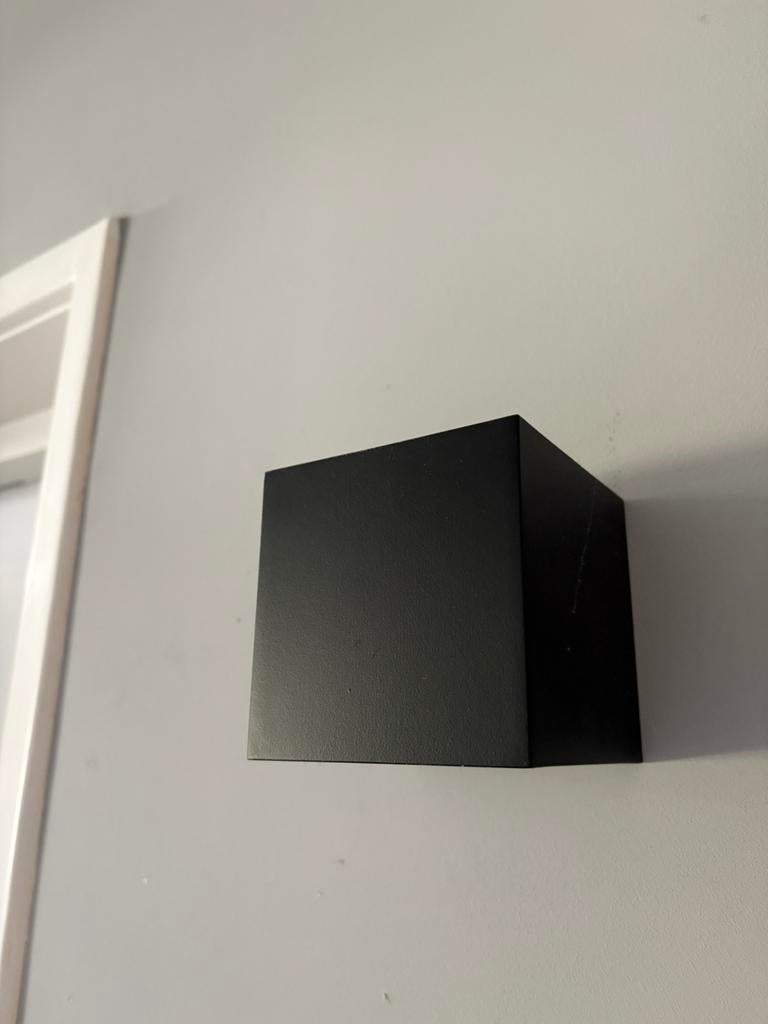 Zwarte muur lampjes, Ophalen of Verzenden, Zo goed als nieuw