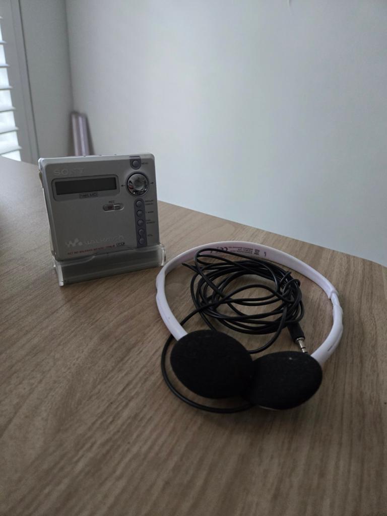 Sony Walkman MZ-R900 MiniDisc Speler met Koptelefoon, Ophalen of Verzenden, Zo goed als nieuw