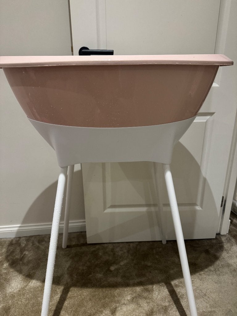 Luma babybadje met zitje - Roze/Wit, Gebruikt, Badje, Standaard, Ophalen