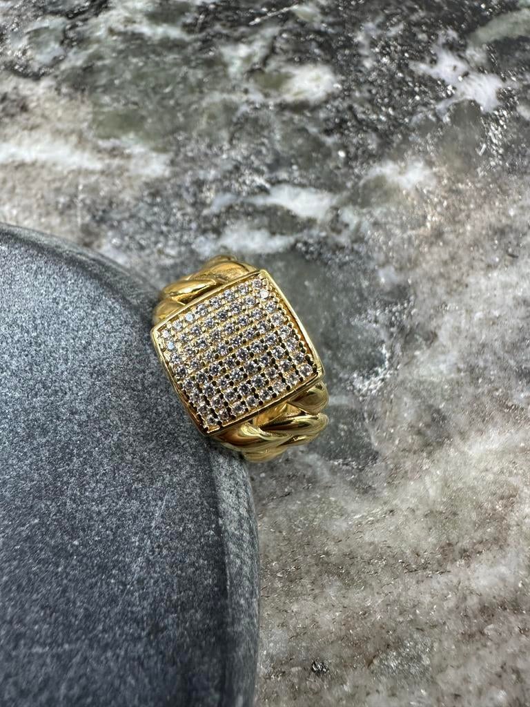 18k Gouden Cubaanse Ring met Zirkonia, Sieraden, Tassen en Uiterlijk, Ringen, Met kristal, 18 tot 19, Nieuw, Ophalen of Verzenden