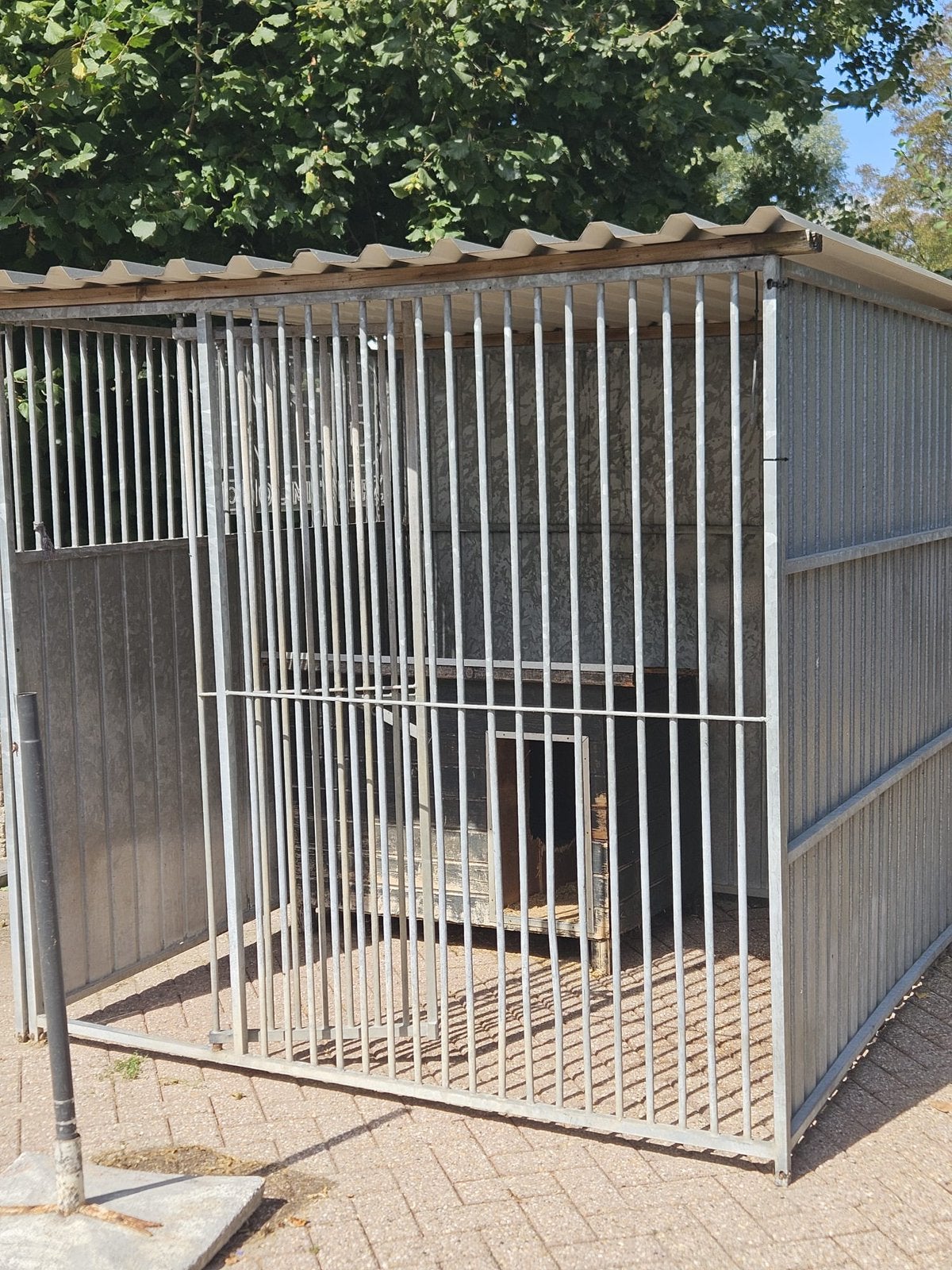 Complete honden kennel, Dieren en Toebehoren, Hondenhokken, Ophalen, Hondenkennel, 110 cm of meer, 100 cm of meer