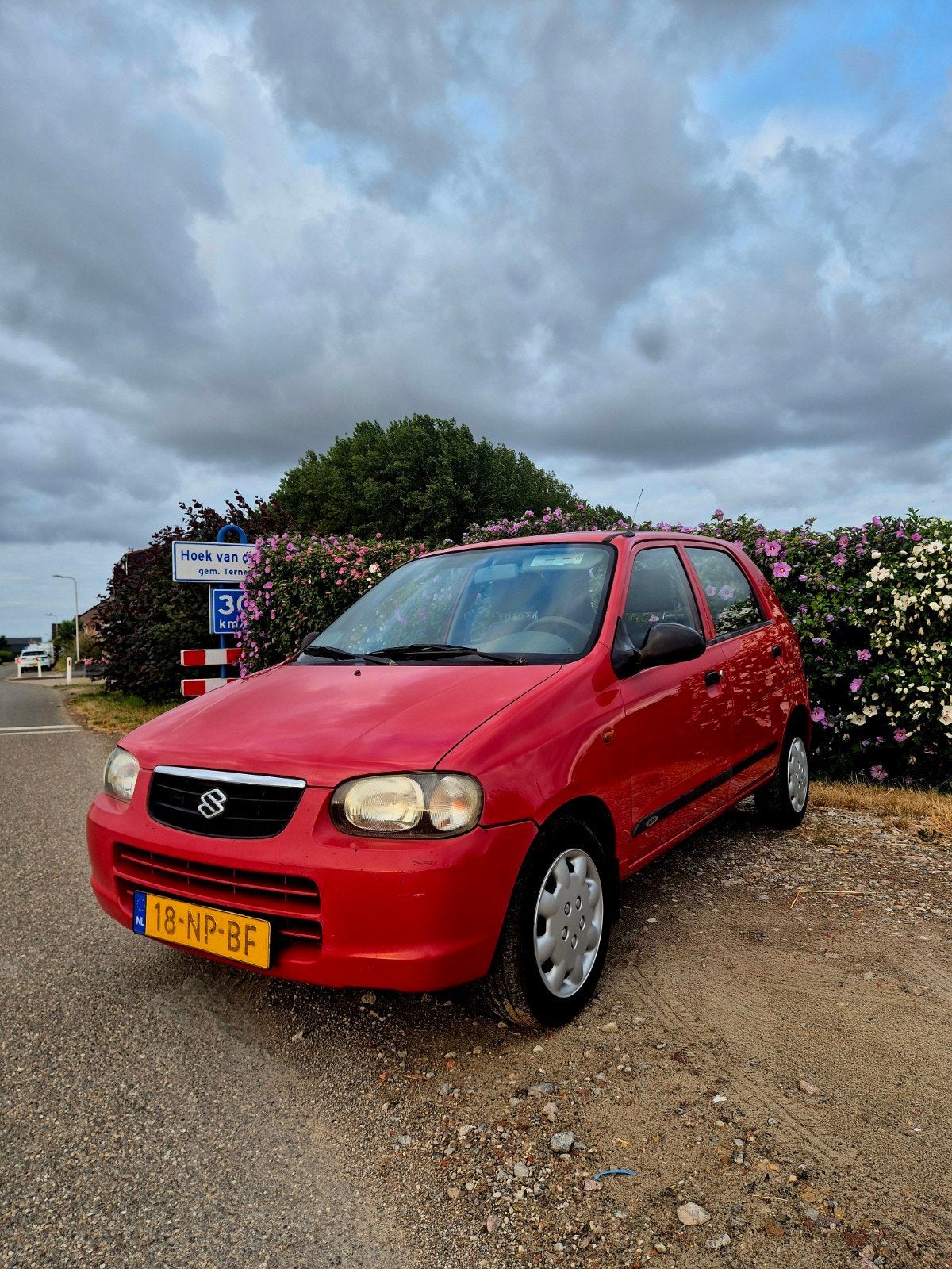 Suzuki Alto, Voorwielaandrijving, 750 kg, 4 cilinders, 4 stoelen
