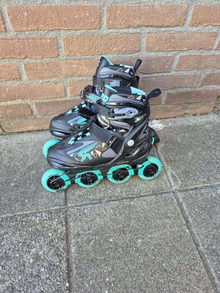 Roces Inline Skates Zwart/Turquoise - Verstelbaar, Sport en Fitness, Skeelers, Ophalen of Verzenden