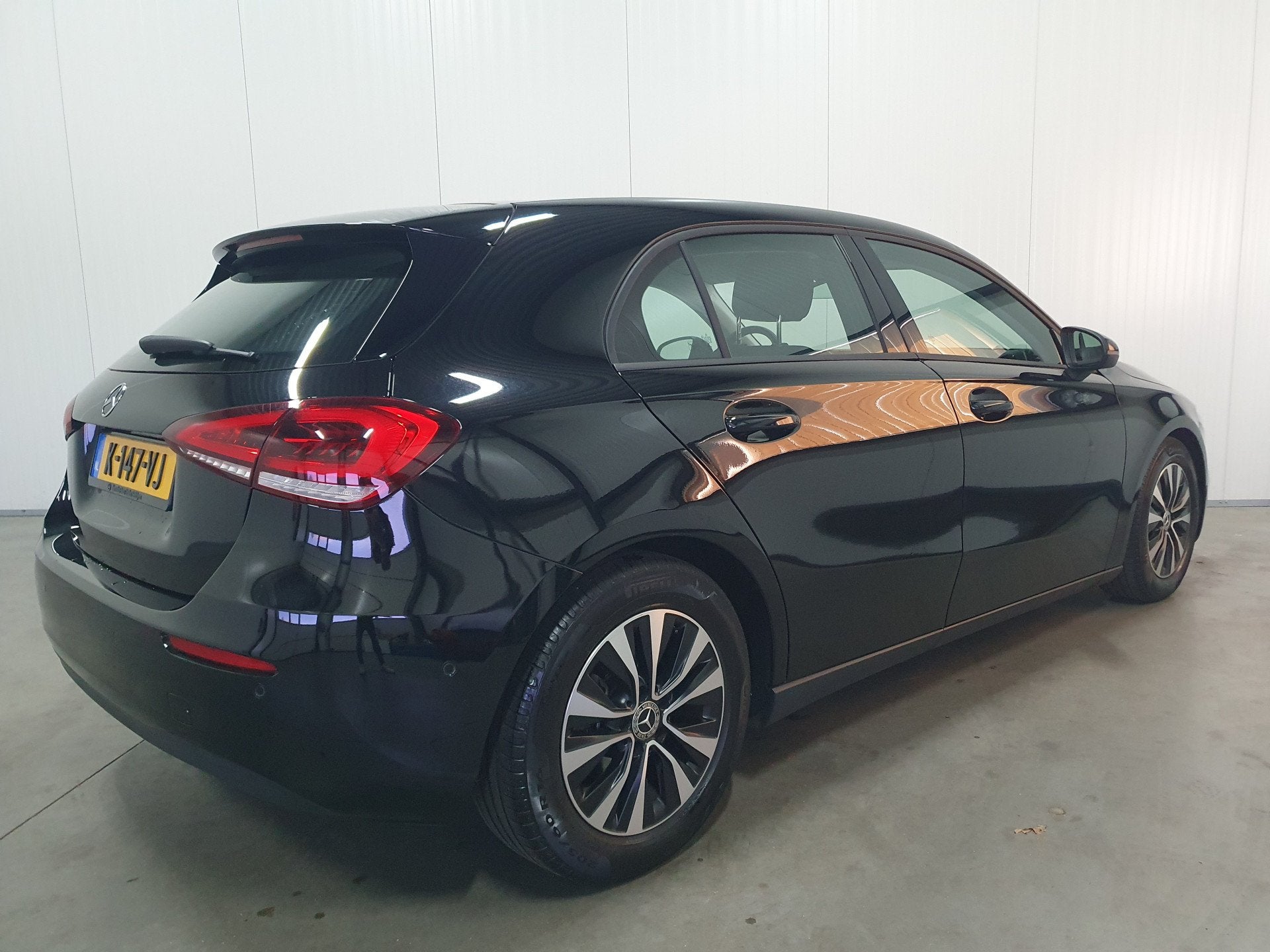 Mercedes-Benz A-Klasse 160 Business Solution DIG.COCKPIT/NAV, Auto's, Voorwielaandrijving, Stof, Gebruikt, Euro 6