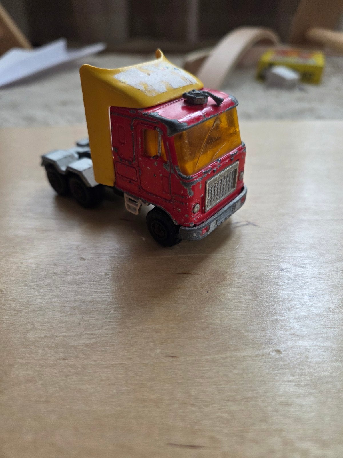 Vintage Majorette Truck - Rode Cabine met Gele Dakspoiler, Ophalen of Verzenden, Gebruikt