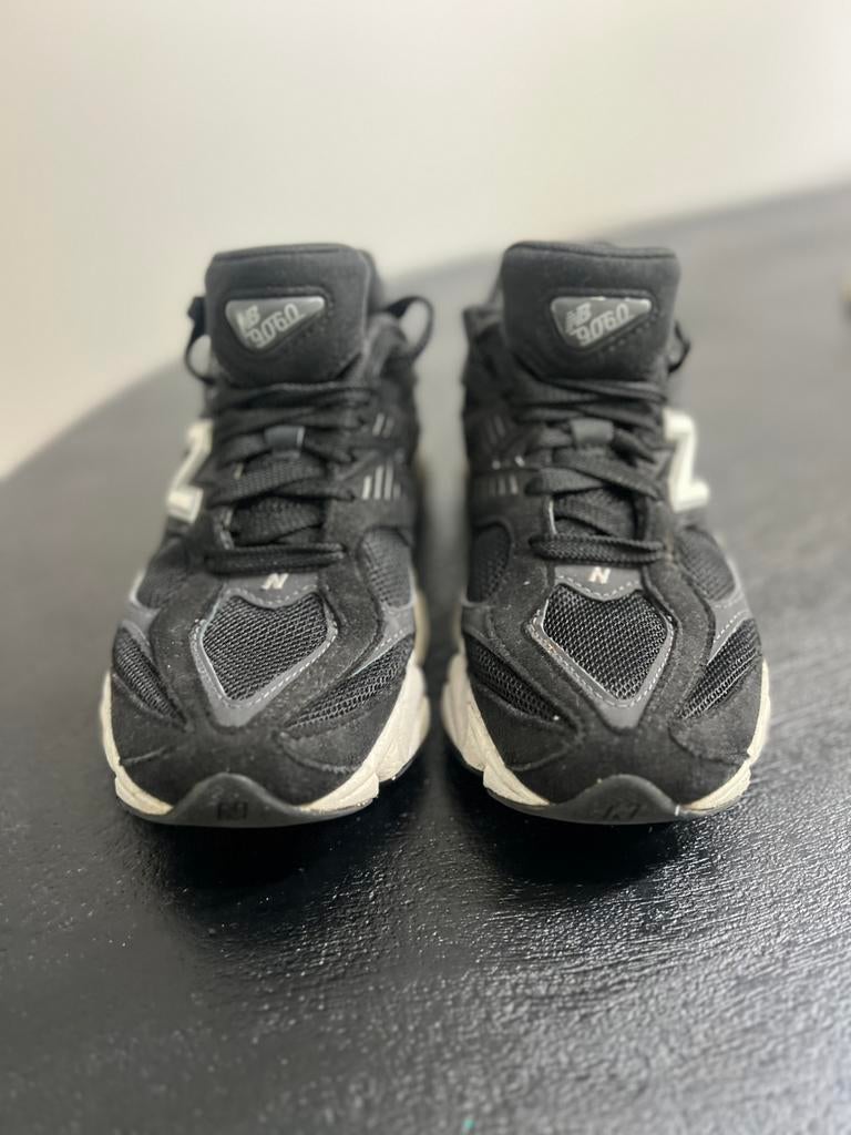 New Balance 9060 Kids Lace - Laag sneakers maat 35,5, Ophalen, Zo goed als nieuw, Jongen of Meisje, Schoenen