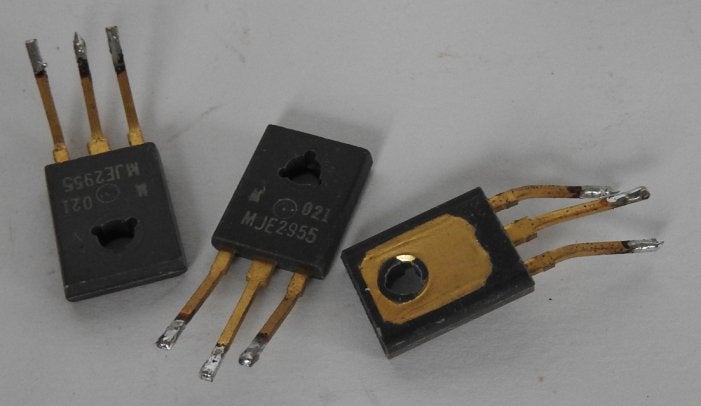 Transistor MJE2955., Hobby en Vrije tijd, Elektronica-componenten, Ophalen of Verzenden, Gebruikt