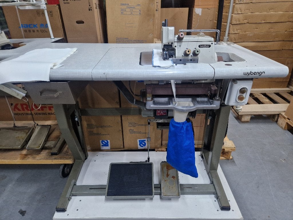 Brother 3 Draads Overlock machine4, Ophalen, Gebruikt, Lockmachine, Industrieel