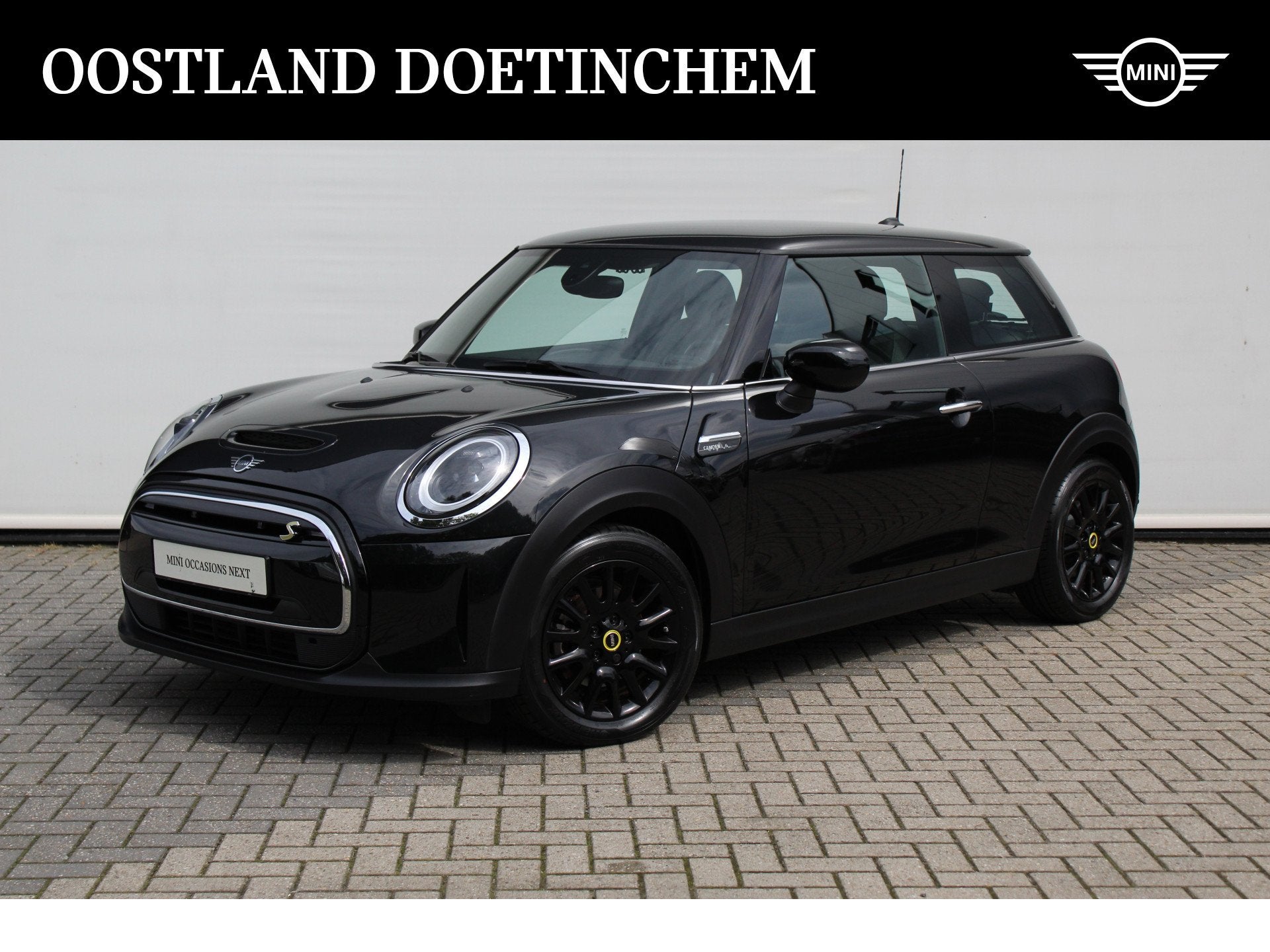 MINI Electric Classic Camden / Sportstoelen / LED / Stoelver, Auto's, Dealer onderhouden, Met garantie (alle), 4 stoelen, Leder en Stof
