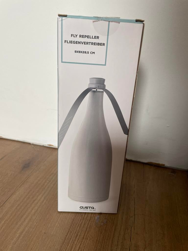 Gusta Fly Repeller - Vliegenverjager 9x9x28,5 cm, Ophalen of Verzenden, Nieuw, Ongediertebestrijding