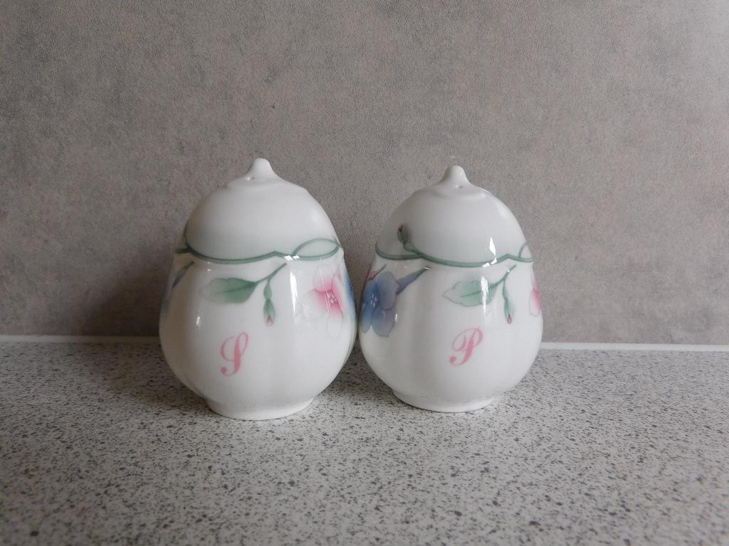 Peper en Zout stel Viola Villeroy & Boch, Overige typen, Ophalen of Verzenden, Zo goed als nieuw, Overige stijlen