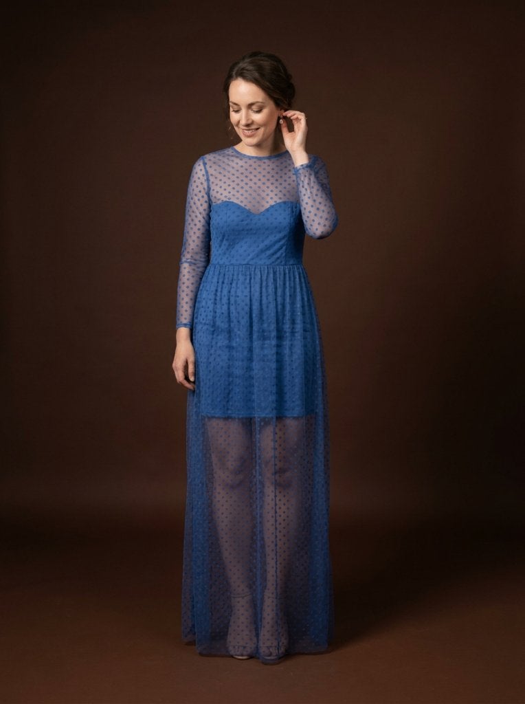 Goddiva - Betoverende blauwe maxi jurk met mesh stippen, Maat 38/40 (M), Galajurk, Blauw, Ophalen of Verzenden