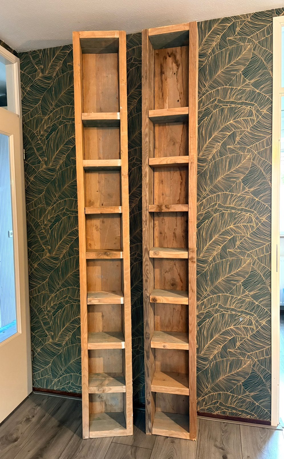 2 Steigerhouten kasten 240x30, Met plank(en), Gebruikt, 200 cm of meer, Ophalen of Verzenden