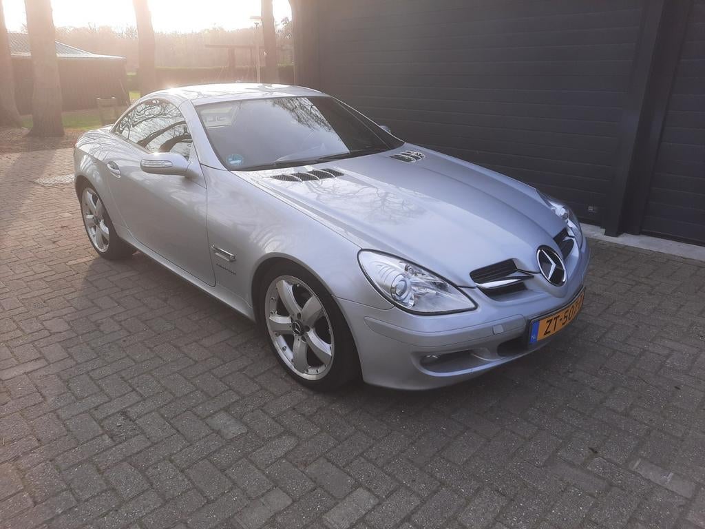 Mercedes-Benz Mercedes 2004 Grijs, Auto's, Mercedes-Benz, Particulier, 200-Serie, ABS, Airconditioning, Bi-Xenon koplampen, Cruise Control