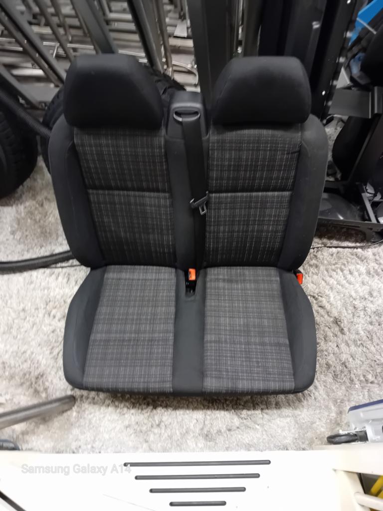 Mercedes vito v klasse eqv bijrijdersbank 400 euro