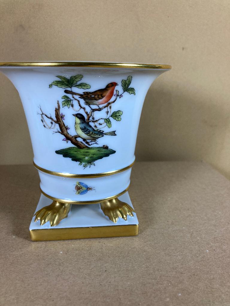 Herend Rothschild vaas op 4 klauwpoten 10 cm, Antiek en Kunst, Ophalen of Verzenden