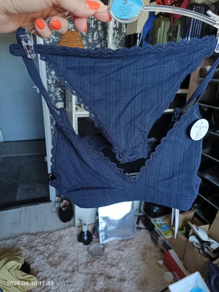 Primark Lingerie Set: BH en String - Nieuw, Maat S, Kleding | Dames, Ondergoed en Lingerie, Primark, Ophalen of Verzenden, Blauw